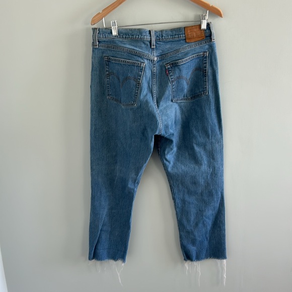 Levi’s Wedgie Straight Jeans - Picture 4 of 7